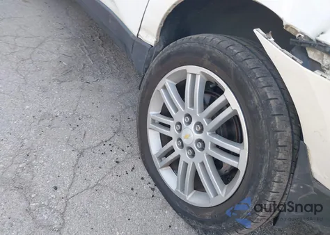 2014 Chevrolet Traverse 1Lt z USA, uszkodzony, nr VIN 1GNKRGKD8EJ332302